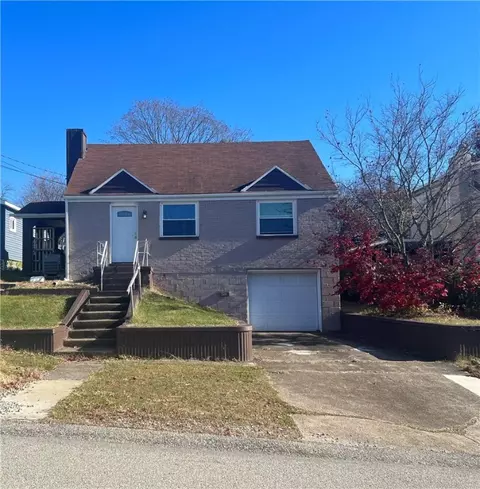 652 Overhill Dr, North Versailles, PA 15137