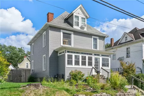280 N Porter St, Waynesburg, PA 15370