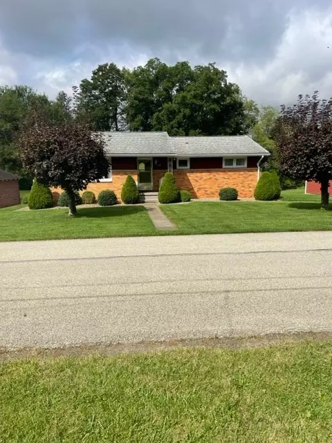 126 Richmond St, Loyalhanna, PA 15661