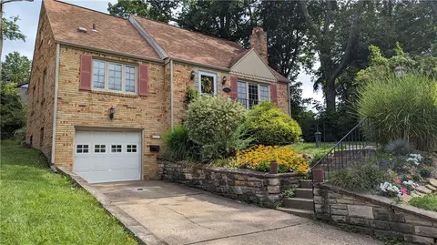 1341 Varner Rd, Pittsburgh, PA 15227