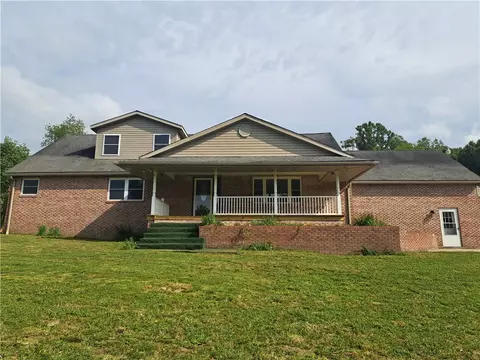 284 Fish Game Club Rd, Masontown, PA 15461