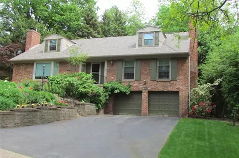 321 Dewey, Edgewood, PA 15218