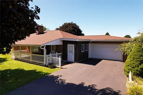 3141 Oneida Valley Rd, Hilliards, PA 16040