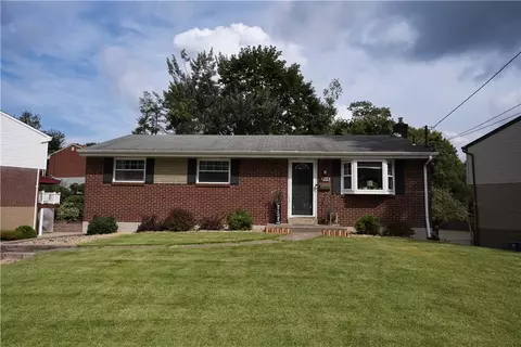 255 Castle Dr, West Mifflin, PA 15122