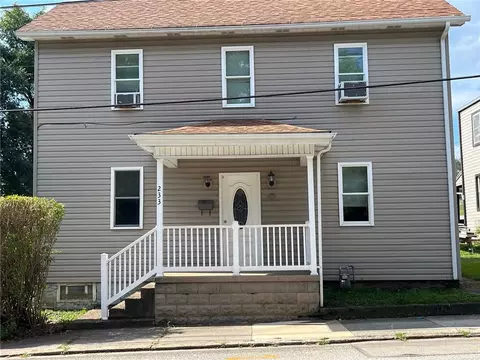 233 E Fairview, Connellsville, PA 15425