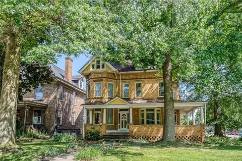 204 College Ave, Beaver, PA 15009