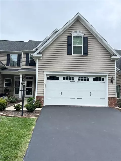 5404 Lantern Hill Ext, Pittsburgh, PA 15236