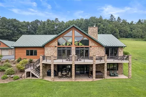 10126 Old Route 56 Hwy W, Shelocta, PA 15774
