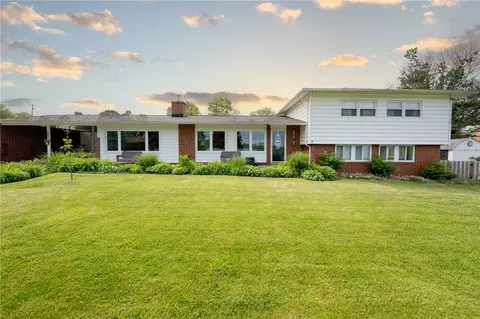 1161 Circle Dr, Latrobe, PA 15650