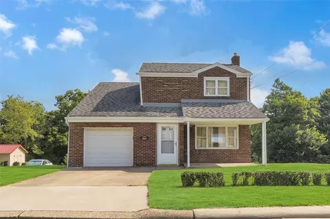 364 Prospect St, Baden, PA 15005