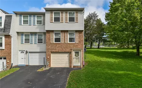 1007 Cottonwood Ct, Cranberry Township, PA 16066