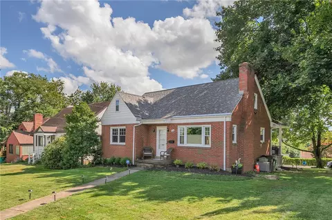 155 Gass Rd, Pittsburgh, PA 15229