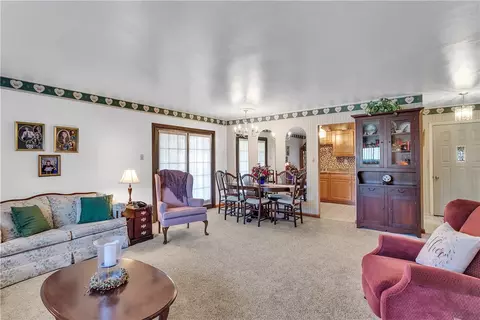 113 Longview Dr, Irwin, PA 15642 photo 15