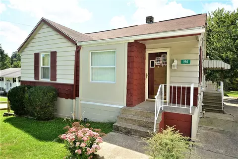 194 Browns Hill Rd, Valencia, PA 16059