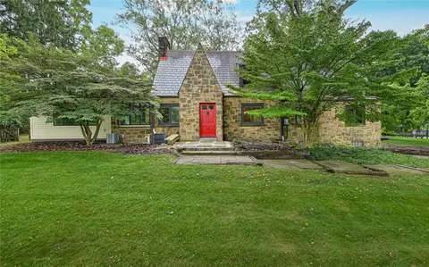 1505 W Ingomar Rd, Pittsburgh, PA 15237