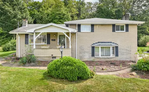 967 Wainwright Dr, North Huntingdon, PA 15642