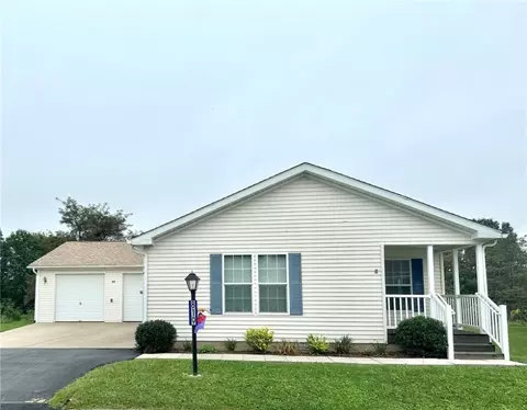819 Hummingbird Ln, Apollo, PA 15613