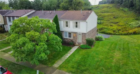 333 Shady Ridge Dr, Monroeville, PA 15146