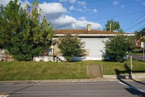1201 Main St, Burgettstown, PA 15021
