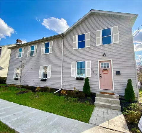 307 W Smithfield St, Mount Pleasant, PA 15666