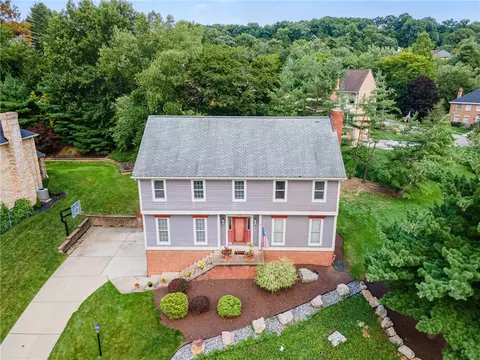 5002 Essex Ct, Pittsburgh, PA 15237