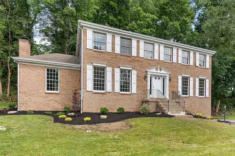 9540 Valley Rd, Pittsburgh, PA 15237