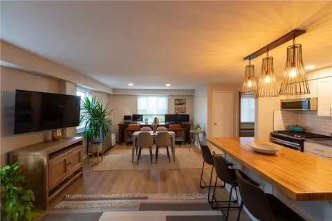 4625 5th Ave 507, Pittsburgh, PA 15213