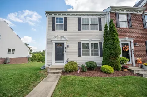 1070 Bayberry Dr, Canonsburg, PA 15317