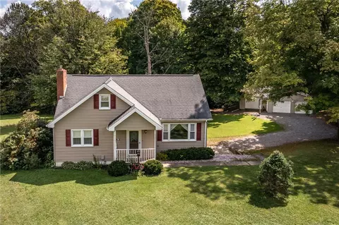 736 Vernon Rd, Greenville, PA 16125