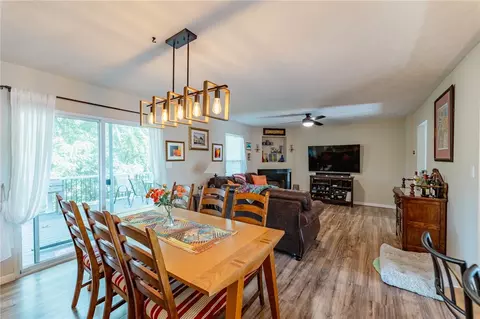120 Lockheed Dr, Coraopolis, PA 15108 photo 7