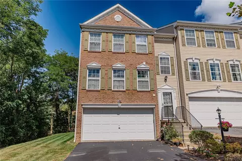 120 Lockheed Dr, Coraopolis, PA 15108 photo 2