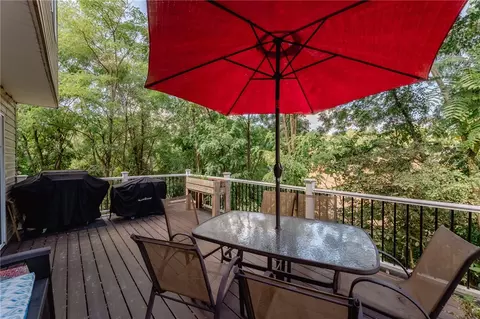 120 Lockheed Dr, Coraopolis, PA 15108 photo 11
