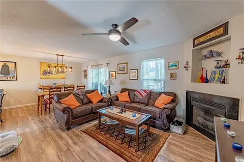 120 Lockheed Dr, Coraopolis, PA 15108 photo 9