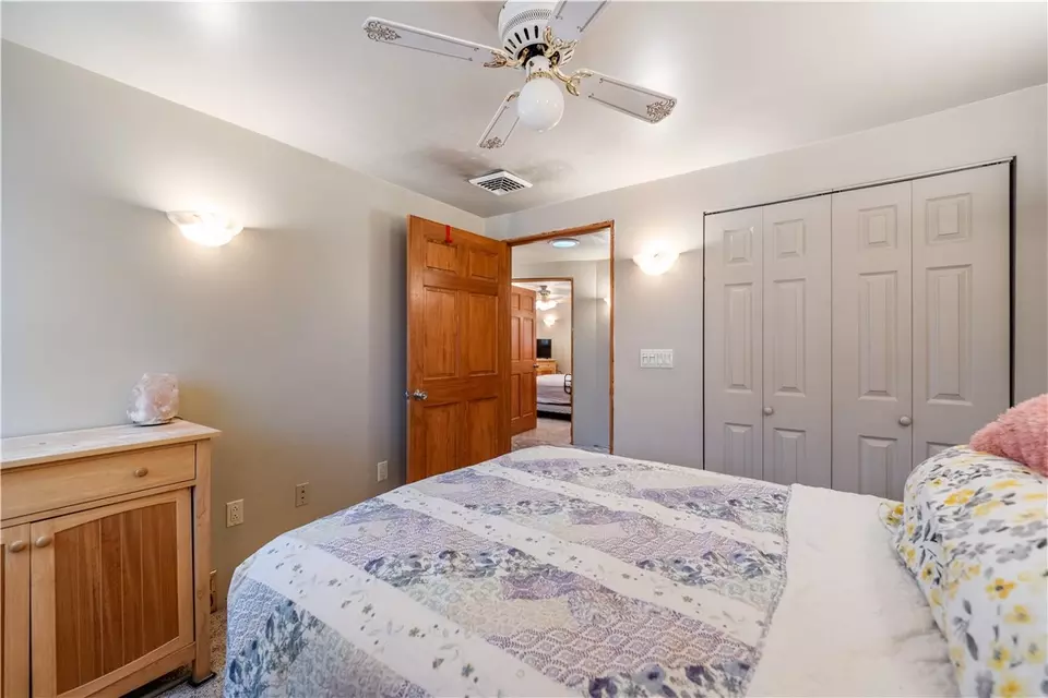  120 Edgewood Cir, Industry, PA 15052 photo 24