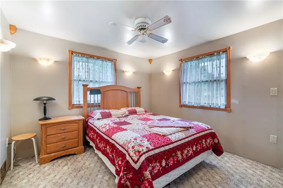 120 Edgewood Cir, Industry, PA 15052 photo 25