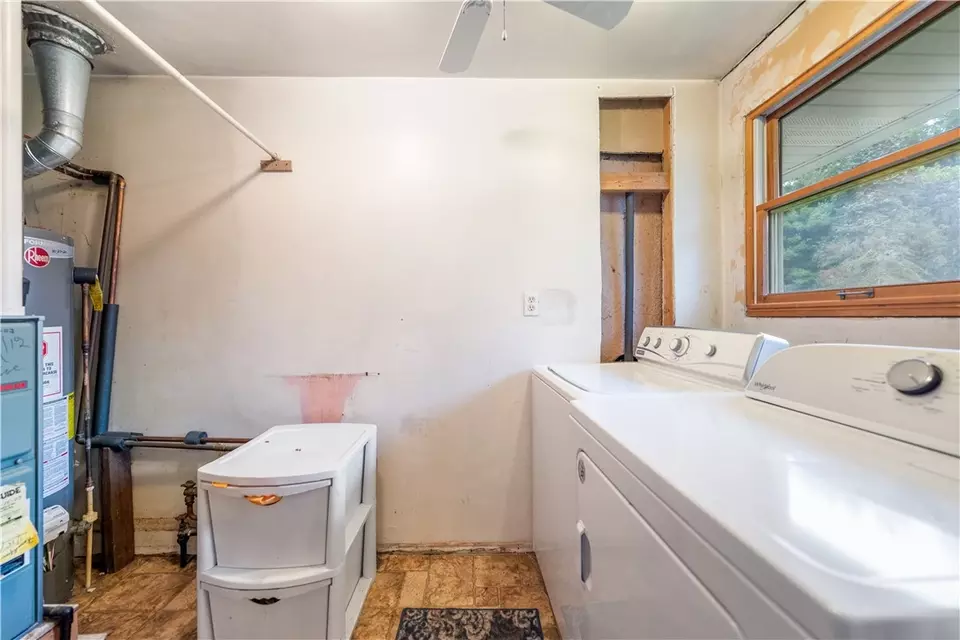  120 Edgewood Cir, Industry, PA 15052 photo 28