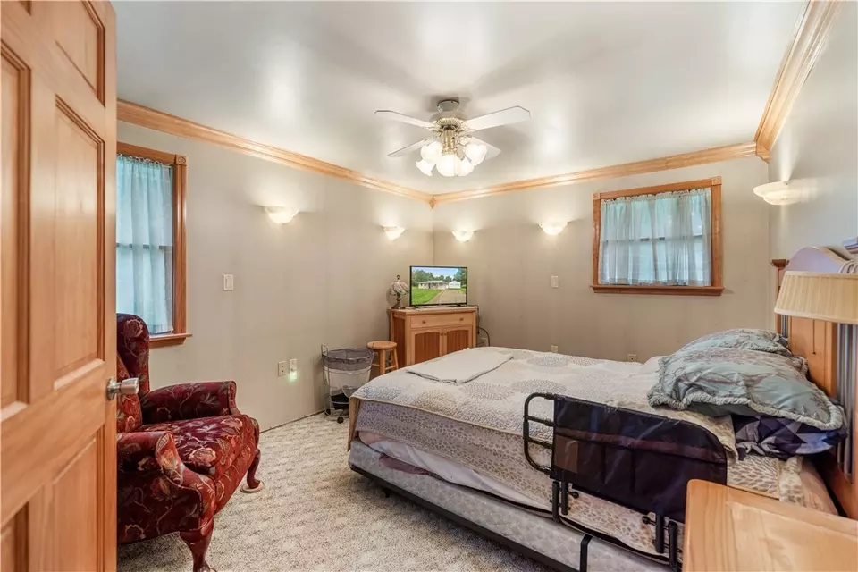 120 Edgewood Cir, Industry, PA 15052 photo 20