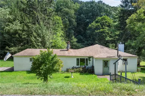 8546 Wittmer Rd, Pittsburgh, PA 15237