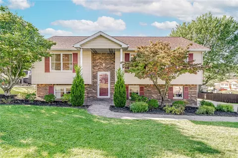 170 Bonita Dr, Greensburg, PA 15601