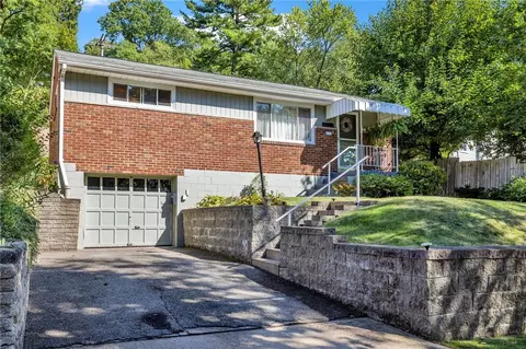 35 Union Ave, Crafton, PA 15205