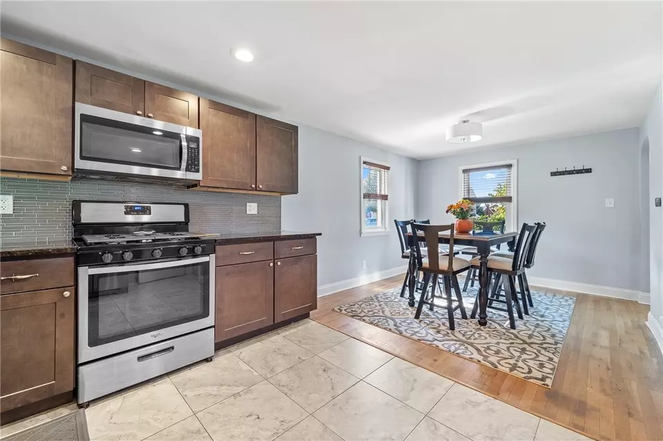  824 Pioneer Dr, Ambridge, PA 15003 photo 12