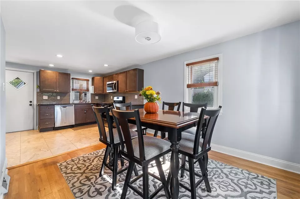  824 Pioneer Dr, Ambridge, PA 15003 photo 14