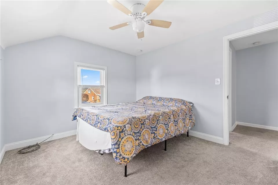  824 Pioneer Dr, Ambridge, PA 15003 photo 15