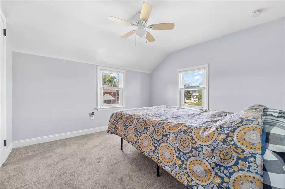  824 Pioneer Dr, Ambridge, PA 15003 photo 17