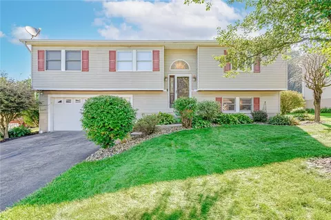 149 Pope Dr, Wampum, PA 16157