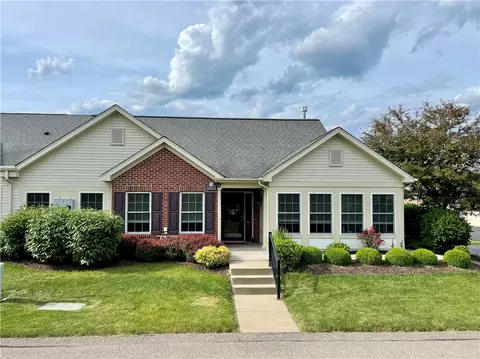 1032 Feltham Ln, Cranberry Township, PA 16066