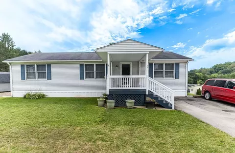 24 Hemlock Dr, Beaver Falls, PA 15010