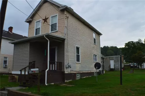 1415 Gilmore Ave, Donora, PA 15033