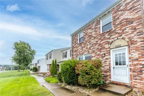 3064 Ridge Rd, South Park, PA 15129