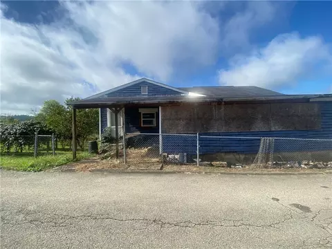 2011 4th St, Cardale, PA 15420